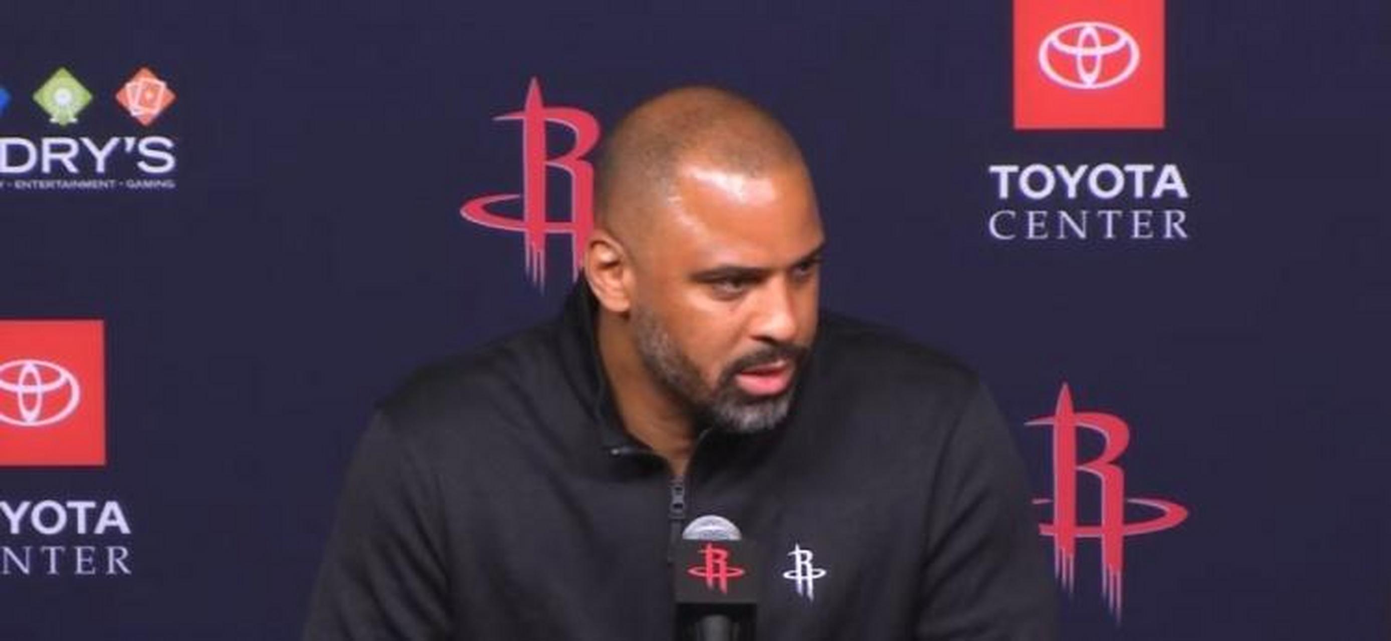 开云体育官网-火箭队主帅：球队表现近期有起有落