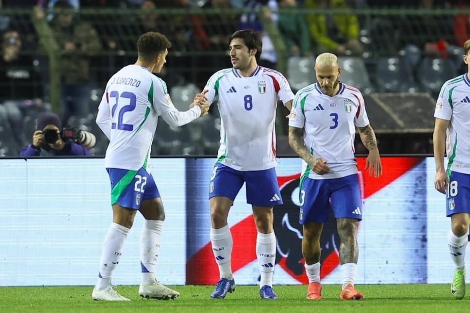 开云体育官网入口-波兰主场完胜以色列，提前锁定小组第一的简单介绍