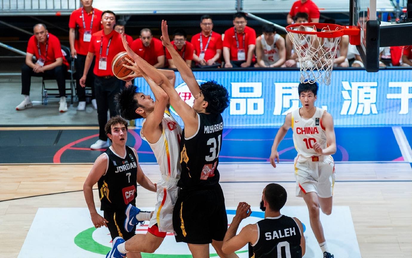 关于非洲球队全力拼搏，紧迫闯入四强的信息