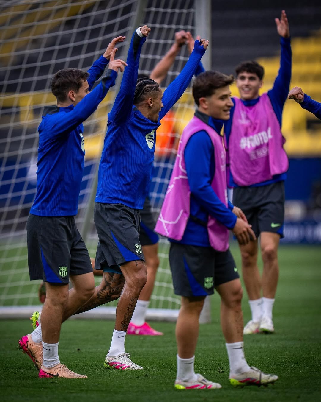 开云体育app-关于巴萨与多特蒙德激战引爆欧洲足坛关注的信息