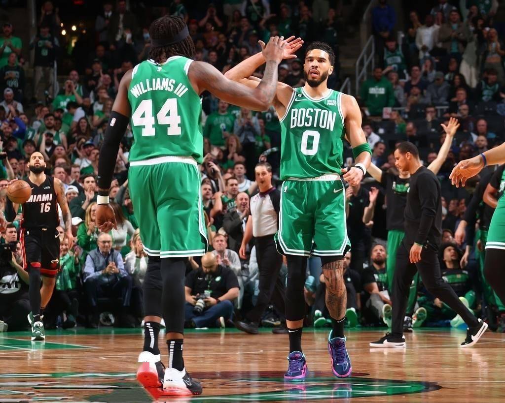 黑山主场险胜，晋级希望重新燃起