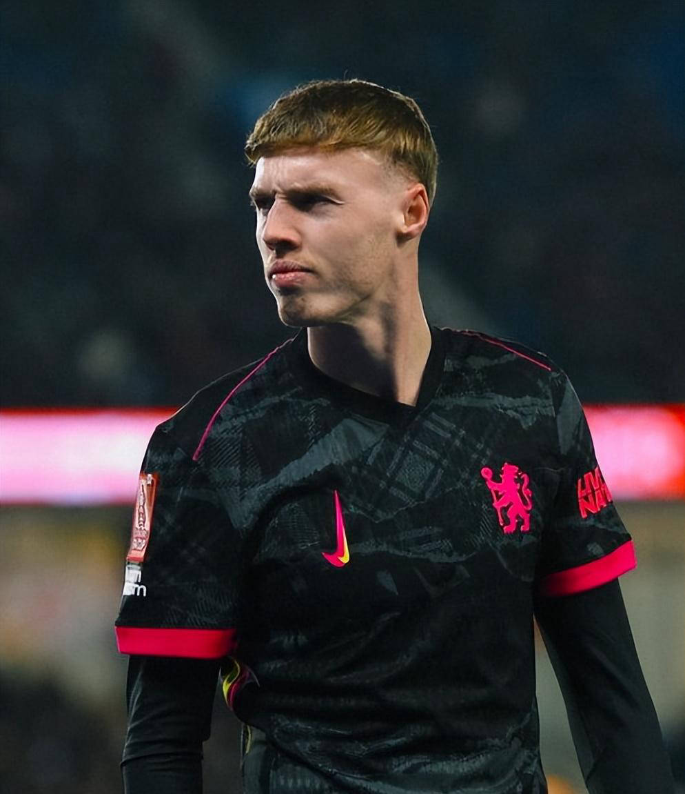 英格兰队遭遇揽回，保险晋级16强赛的简单介绍