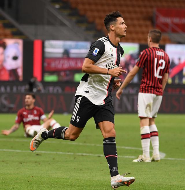 尤文图斯签下未来之星，引起球迷热议