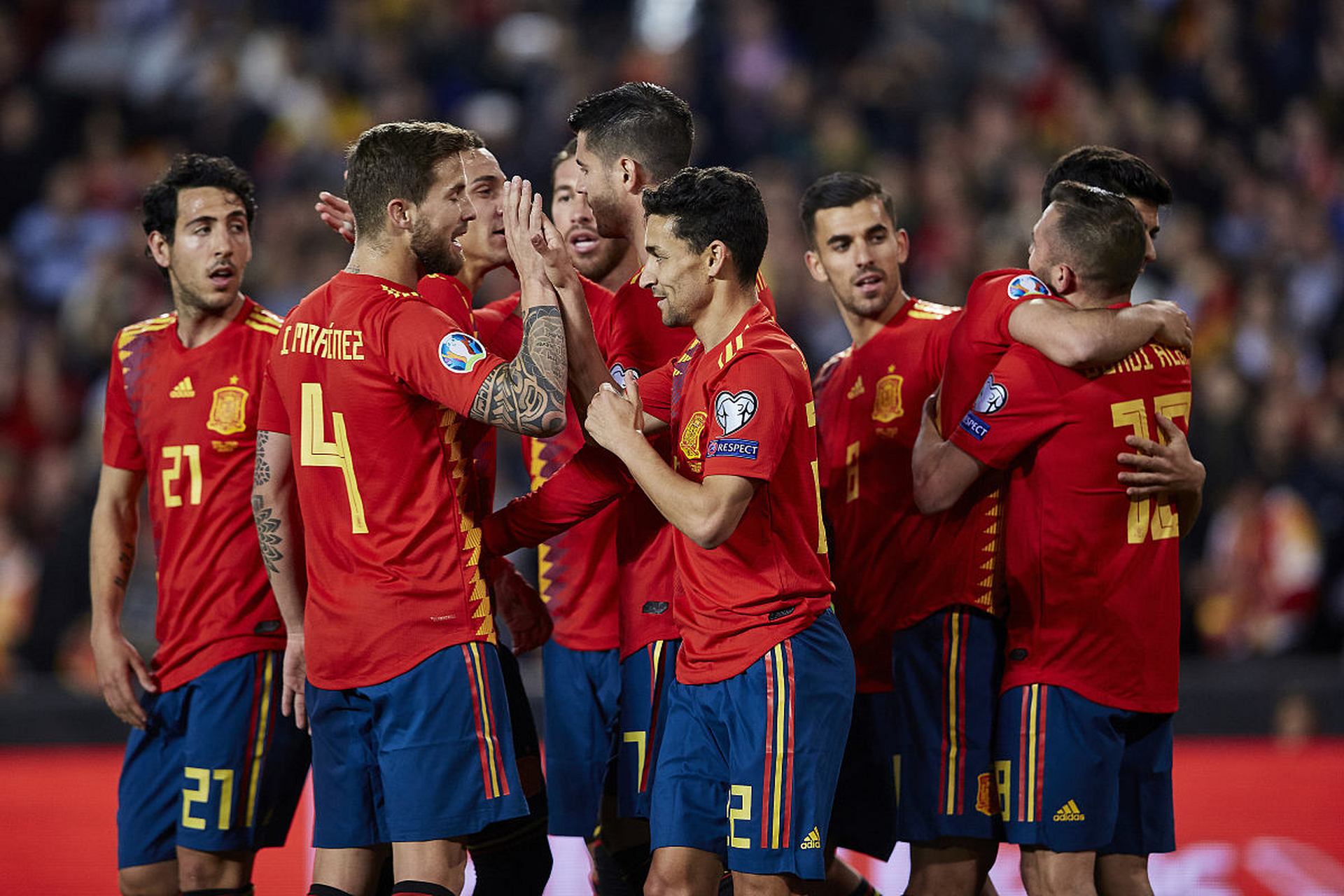 开云体育在线-包含欧洲杯预选赛火热进行，夺冠热门队大展拳脚的词条