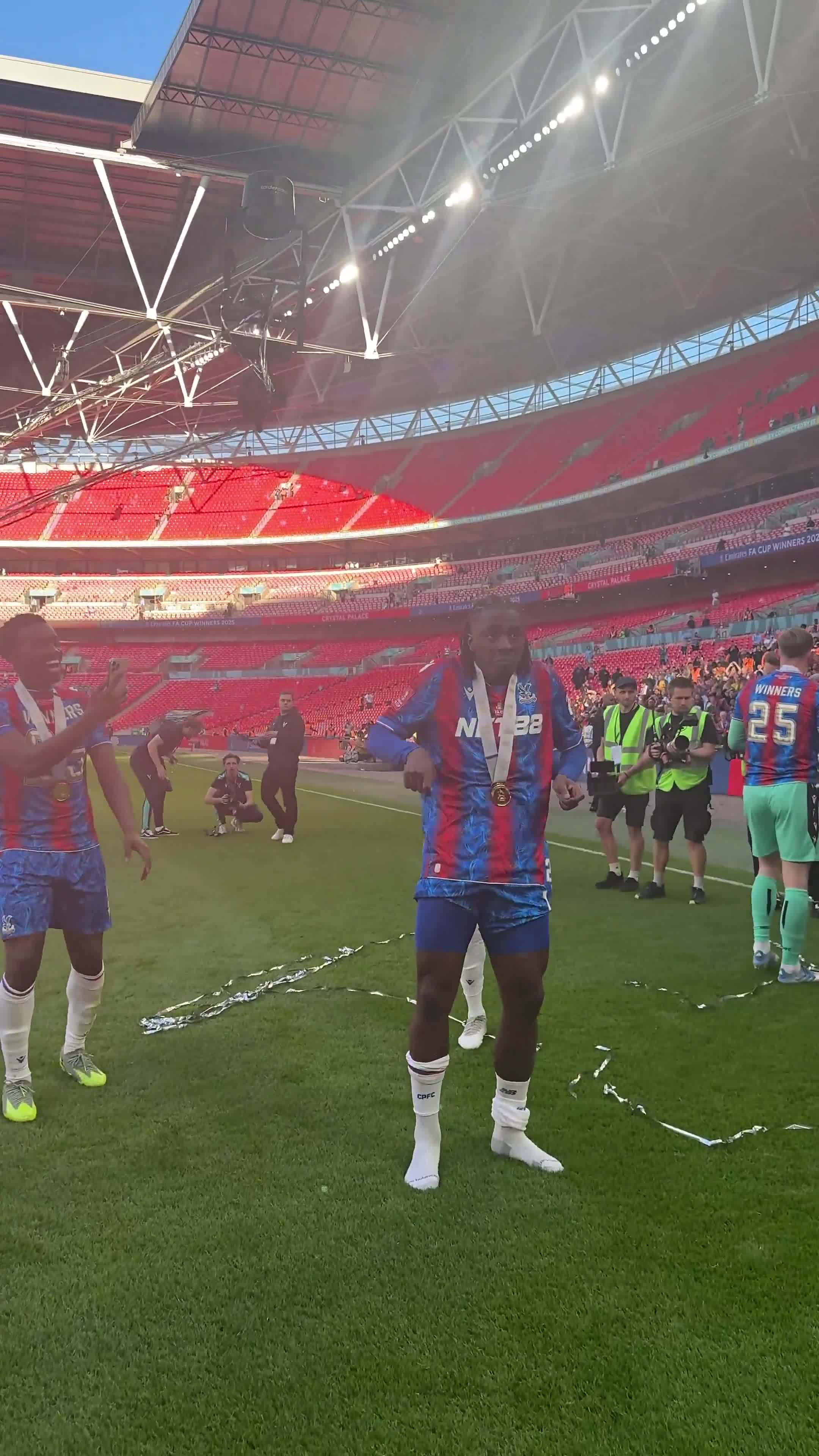 开云体育登录-包含水晶宫主教练赞誉球队表现，信心满满！的词条