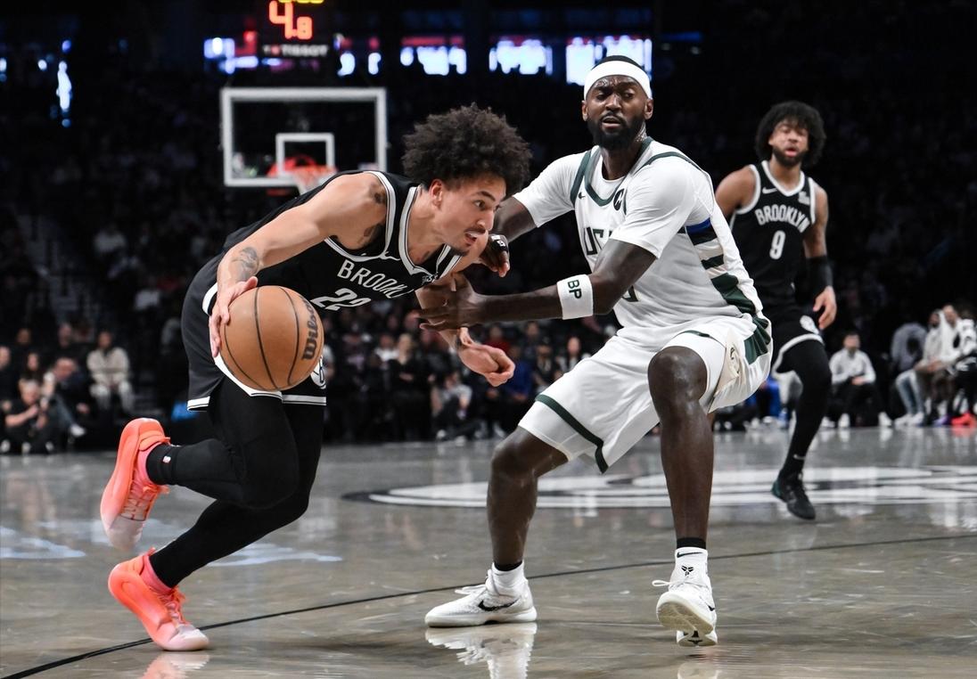 开云体育入口-雄鹿后卫投篮命中率飙升，带领球队胜出