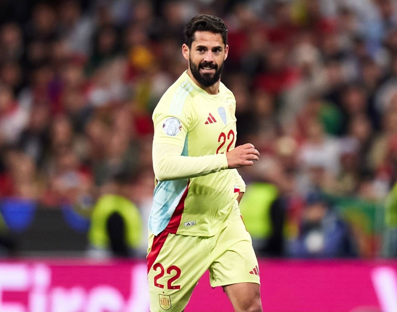 西班牙国脚成为皇马主力，球队实力直线上升的简单介绍