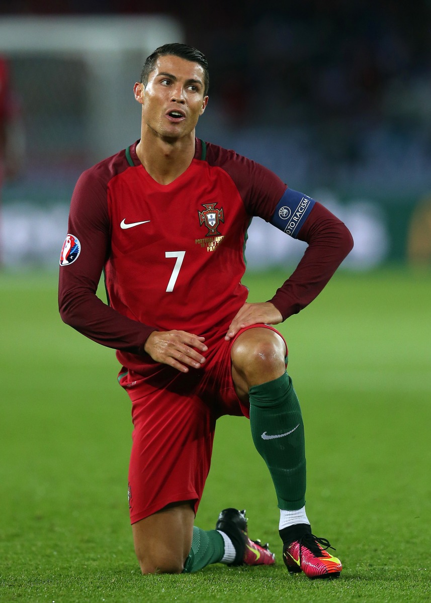 开云体育网页版登录入口-足球盛宴将至，赛场上的精彩表现令人期待