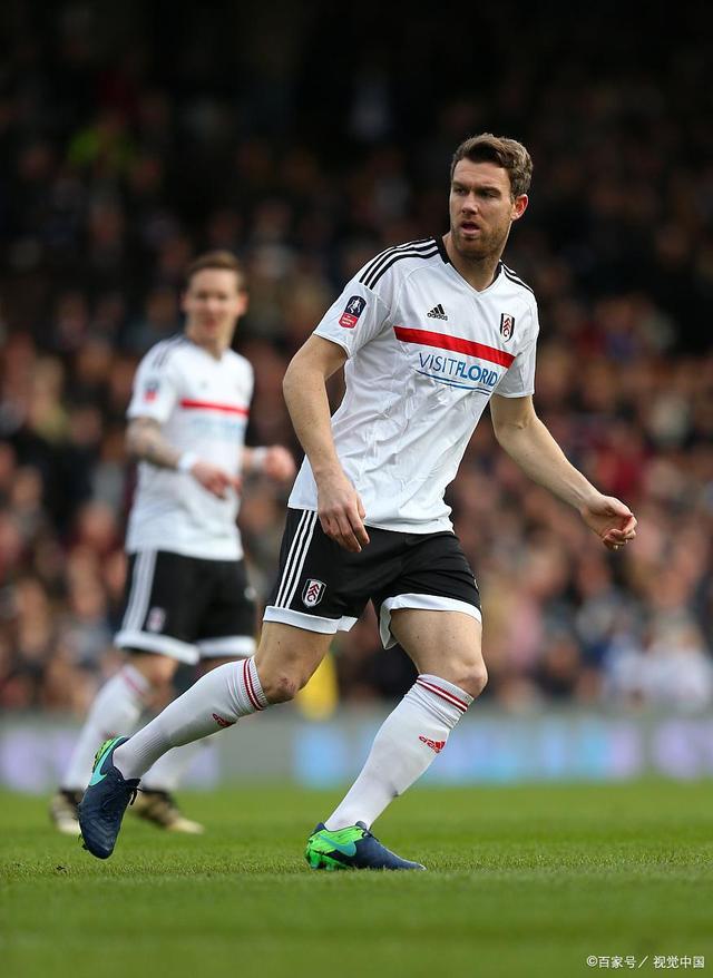 关于富勒姆客场平局,继续在保级区做斗争的信息 关于富勒姆客场平局,继续在保级区做斗争的信息