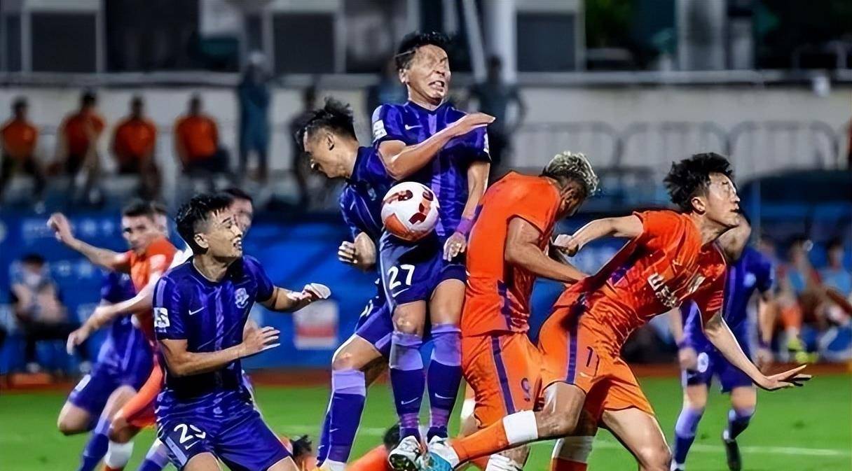 中超联赛一触即发，球队备战状态紧张