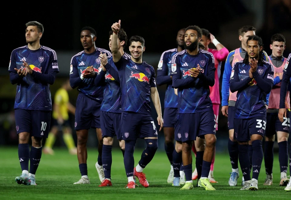 开云体育亚洲官网-曼联大胜伯恩利，领先曼城一步之遥！的简单介绍