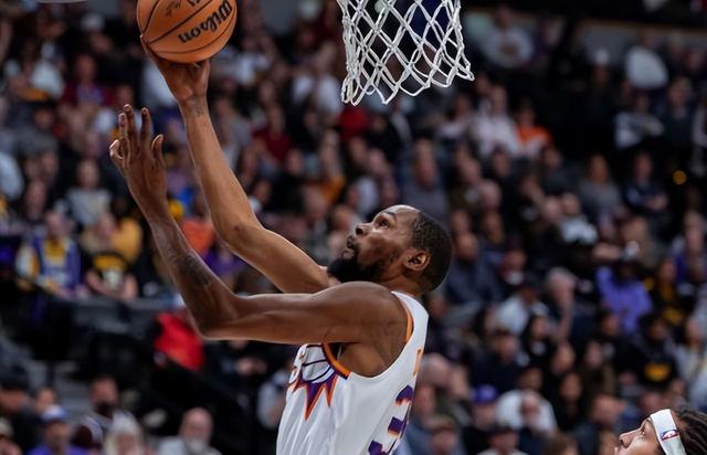 开云体育网页版登录入口-里尔队再次展现出顽强的战斗精神