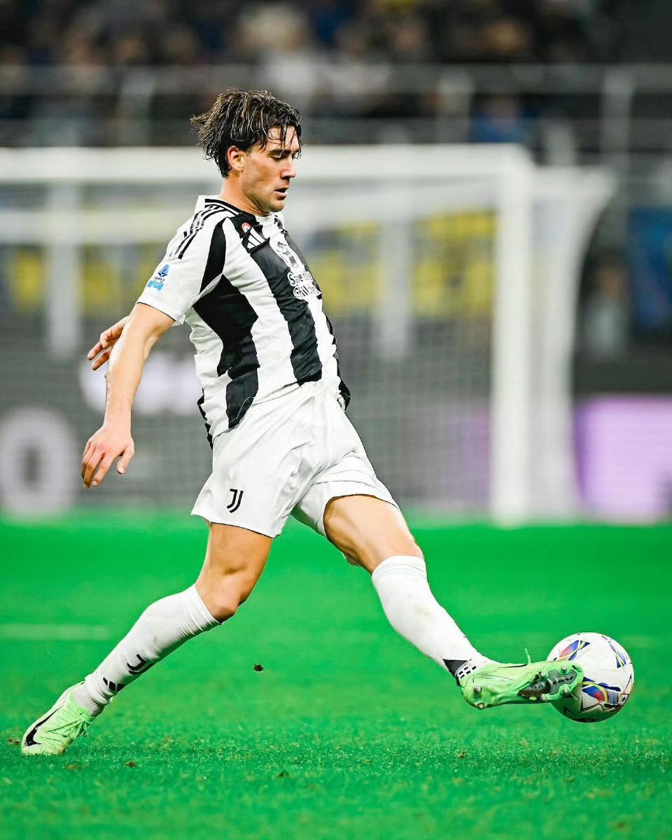 尤文图斯主场大胜助力登顶，国米遭逆转遗憾的简单介绍